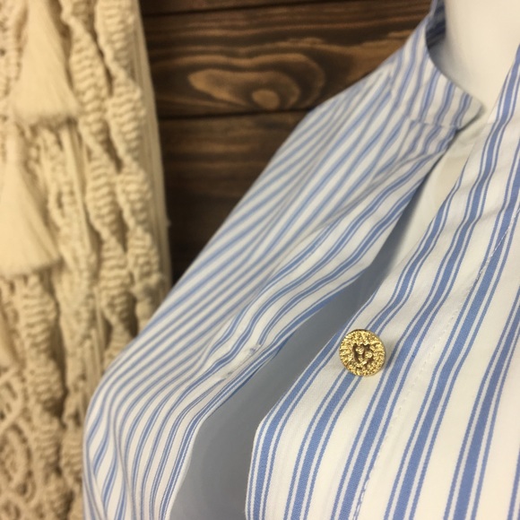 Anne‎ Klein | Striped Lace Bell Sleeve Button Down Blouse - Picture 5 of 7